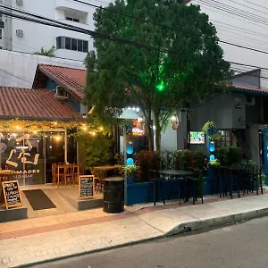 https://hostel-nomades-club-house.santa-catarina-brasil.com